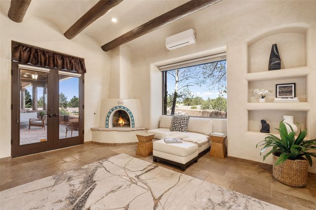 2 Green Meadow Loop, Santa Fe, NM 87506