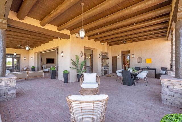 2 Green Meadow Loop, Santa Fe, NM 87506