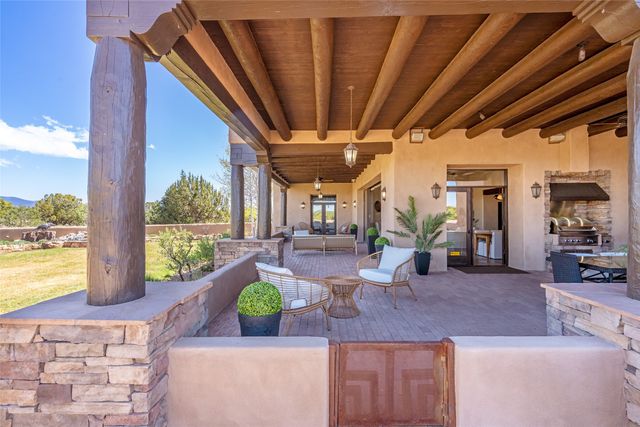 2 Green Meadow Loop, Santa Fe, NM 87506