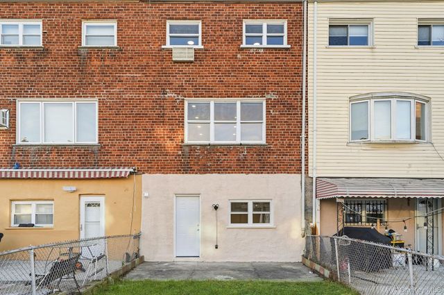 278 Balcom Avenue, Bronx, NY 10465