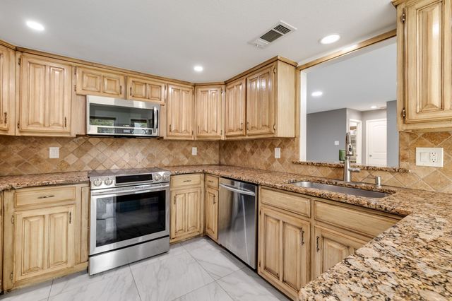 1309 N Trail Drive, Carrollton, TX 75006