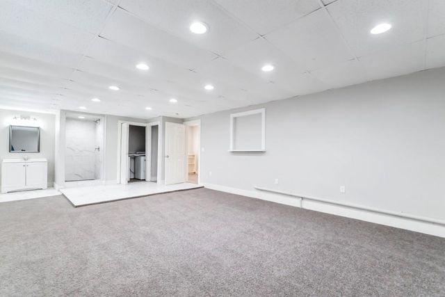 207 W Saunders Street, League City, TX 77573
