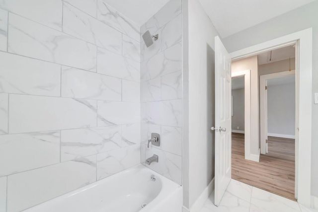 207 W Saunders Street, League City, TX 77573