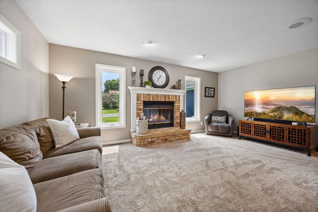 4150 Columbine Court, Vadnais Heights, MN 55127