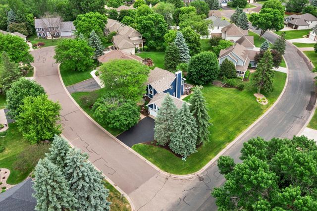 4150 Columbine Court, Vadnais Heights, MN 55127