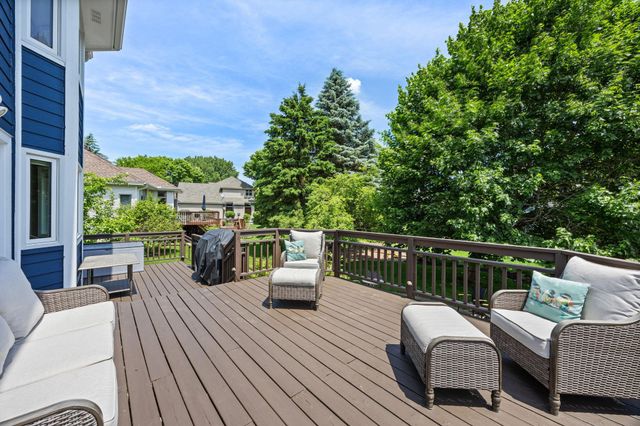 4150 Columbine Court, Vadnais Heights, MN 55127