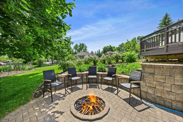 4150 Columbine Court, Vadnais Heights, MN 55127
