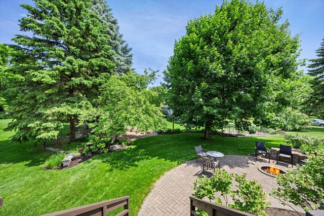 4150 Columbine Court, Vadnais Heights, MN 55127