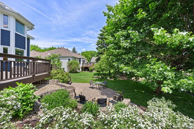 4150 Columbine Court, Vadnais Heights, MN 55127