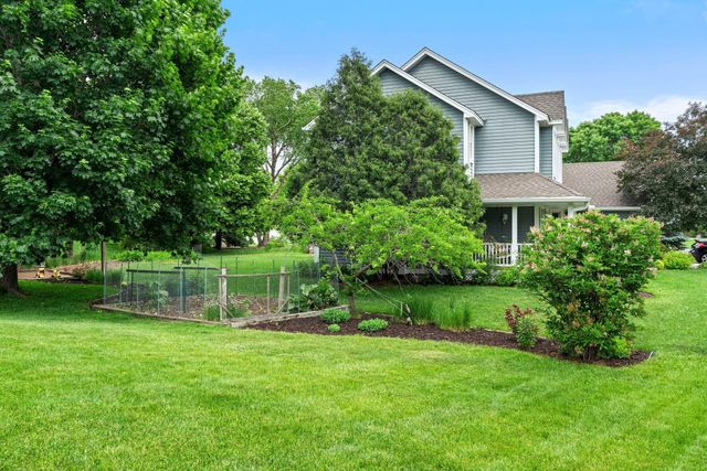 4150 Columbine Court, Vadnais Heights, MN 55127
