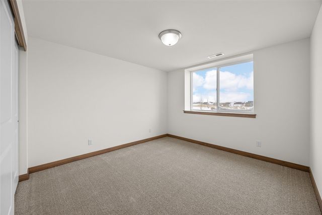 3433 Quartz Drive, Marion, IA 52302