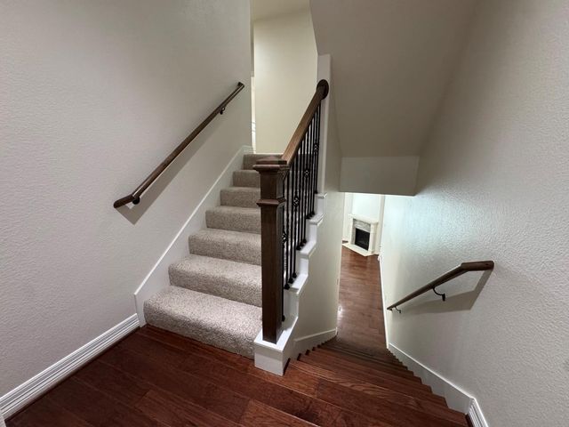 22 W Oaks Drive, Pasadena, TX 77058