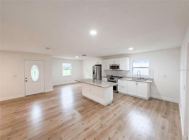 845 40TH AVENUE S, St Petersburg, FL 33705