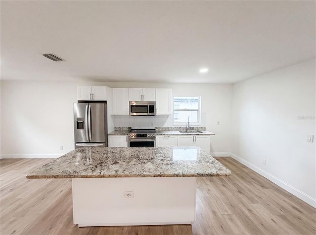 845 40TH AVENUE S, St Petersburg, FL 33705