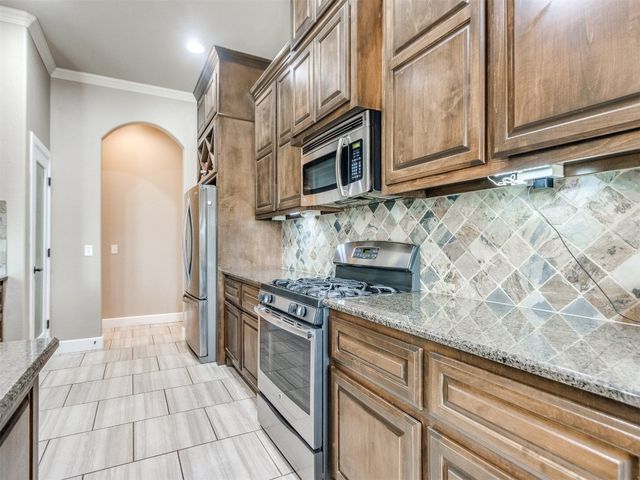 928 NW 191st Street, Edmond, OK 73012