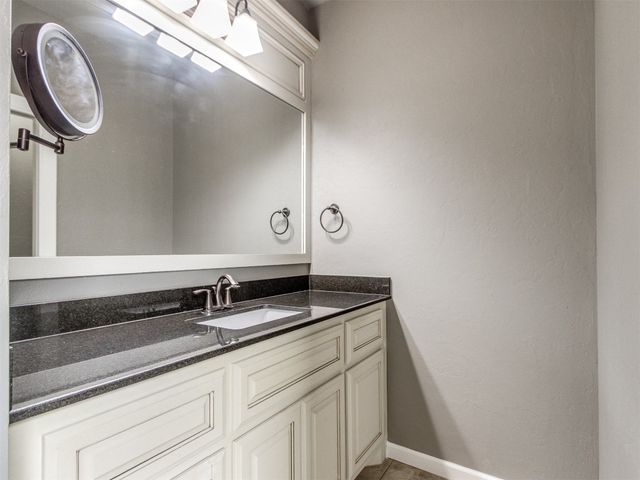 928 NW 191st Street, Edmond, OK 73012