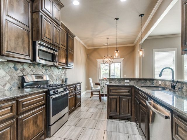 928 NW 191st Street, Edmond, OK 73012