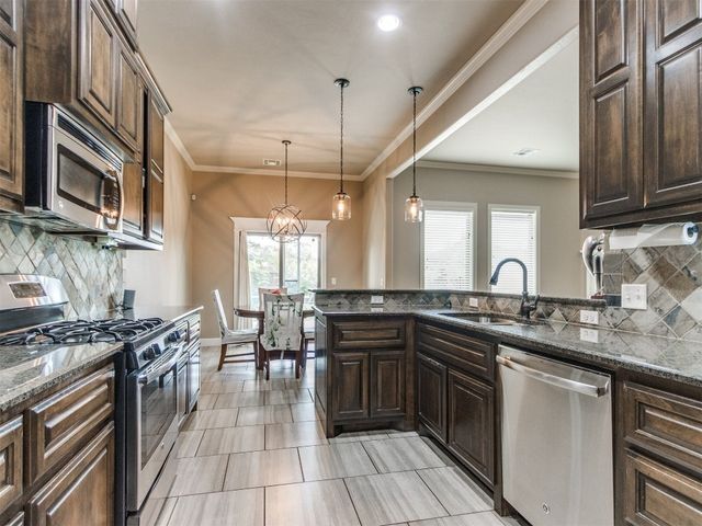 928 NW 191st Street, Edmond, OK 73012