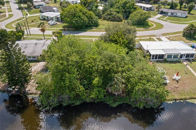 2312 STARLITE LANE, Port Charlotte, FL 33952