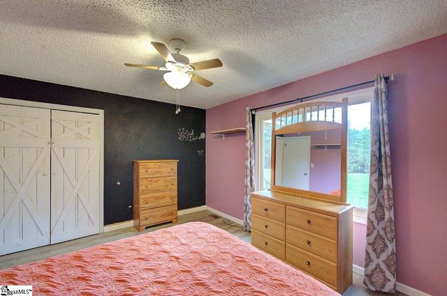 503 Edgewater Road, Woodruff, SC 29388