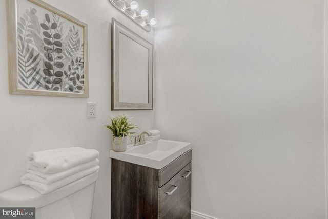 2020 E PRESTON ST, Baltimore, MD 21213