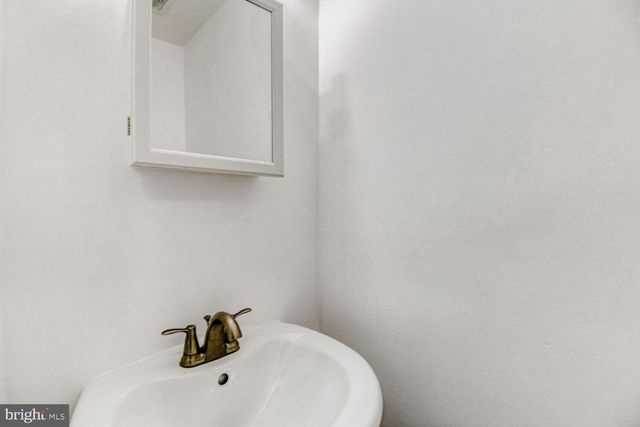 2020 E PRESTON ST, Baltimore, MD 21213