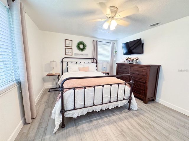 9616 PINE RIDGE AVENUE, Riverview, FL 33578