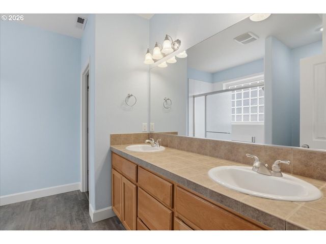 7209 Ne 65TH St, Vancouver, WA 98662