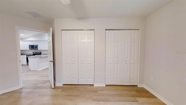 106 SEQUOIA TRAIL, Ocklawaha, FL 32179