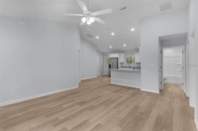 106 SEQUOIA TRAIL, Ocklawaha, FL 32179