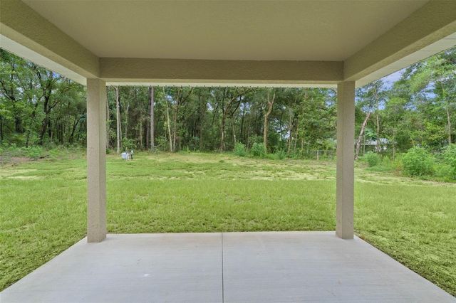 106 SEQUOIA TRAIL, Ocklawaha, FL 32179