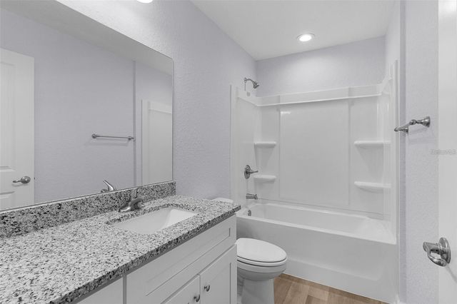 106 SEQUOIA TRAIL, Ocklawaha, FL 32179