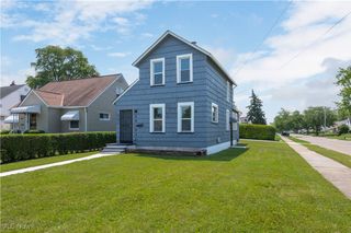 18104 Garden Boulevard, Warrensville Heights, OH 44128