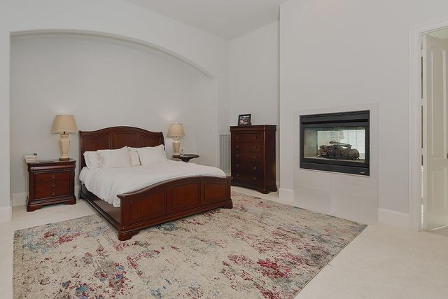 10 Norlund Way, The Woodlands, TX 77382