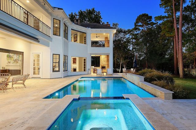 10 Norlund Way, The Woodlands, TX 77382