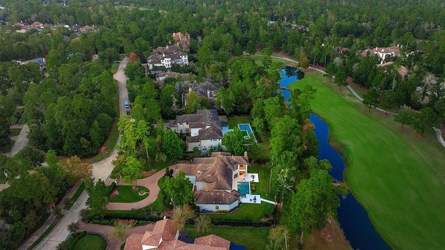 10 Norlund Way, The Woodlands, TX 77382