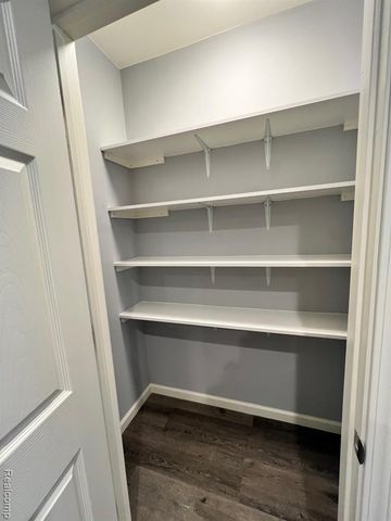 2924 Garland Street, Detroit, MI 48214