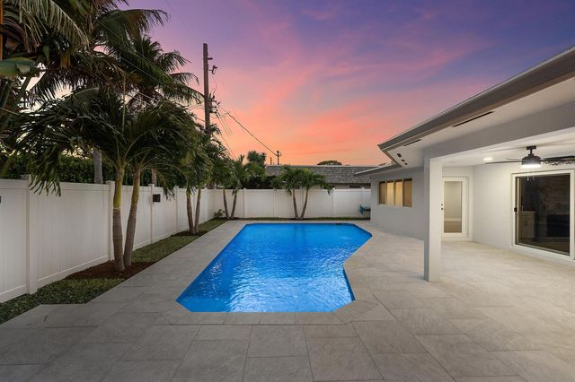 2846 NE 35th Court, Lighthouse Point, FL 33064