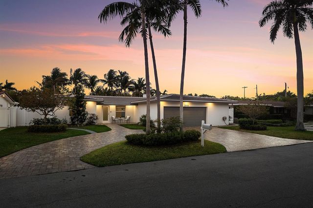 2846 NE 35th Court, Lighthouse Point, FL 33064