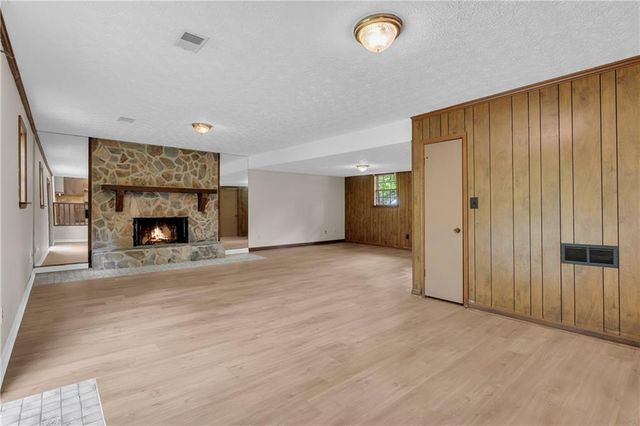 46 Stanebrook Court, Jonesboro, GA 30238
