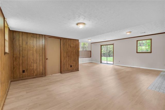 46 Stanebrook Court, Jonesboro, GA 30238
