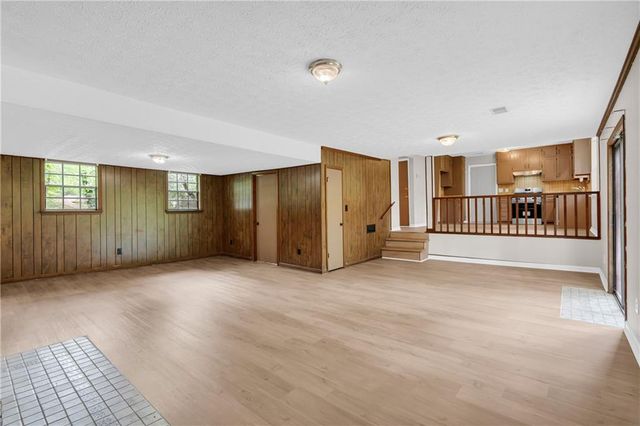 46 Stanebrook Court, Jonesboro, GA 30238
