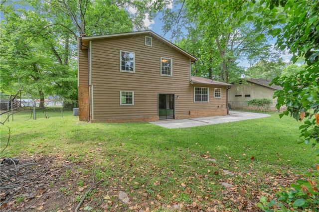 46 Stanebrook Court, Jonesboro, GA 30238