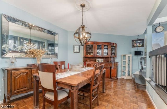 275 Crabtree Ct, Bernards Twp., NJ 07920