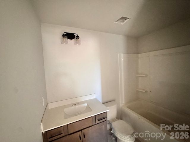 719 Pinecone Drive 28, Gastonia, NC 28056