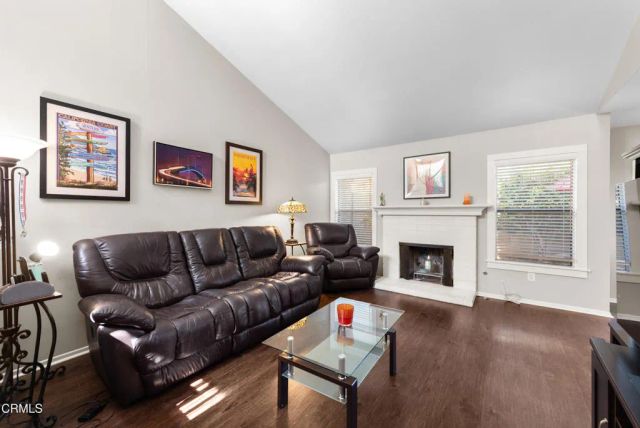 926 Sandberg Lane, Ventura, CA 93003