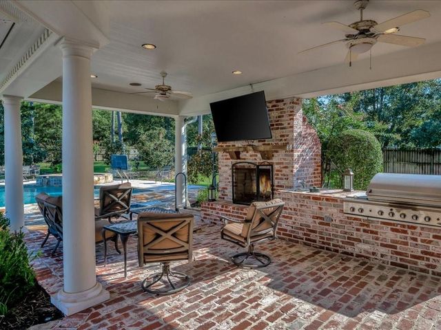 107 Torrey Pines Drive, Lufkin, TX 75901