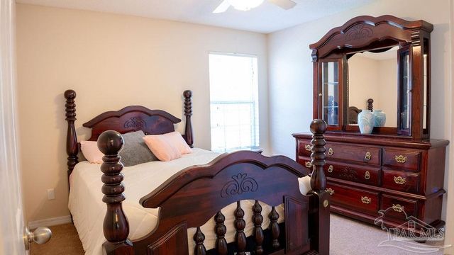2661 Hidden Estates Cir, Navarre, FL 32566