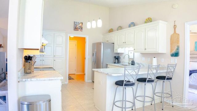 2661 Hidden Estates Cir, Navarre, FL 32566
