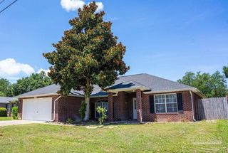 2661 Hidden Estates Cir, Navarre, FL 32566